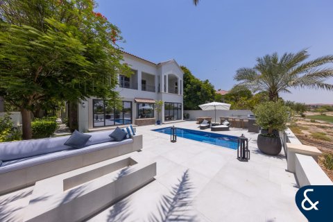 Vila di Jumeirah Golf Estates, Dubai, UEA 5 kamar tidur, 525 m2 nomor 667801 - foto 3