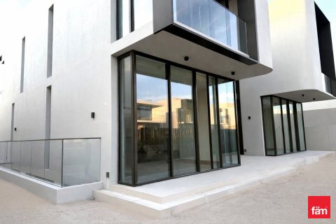 Villa te koop in Dubai Hills Estate, Dubai, VAE 5 slaapkamers, 662.2 vr.m., nr 668799 - foto 2