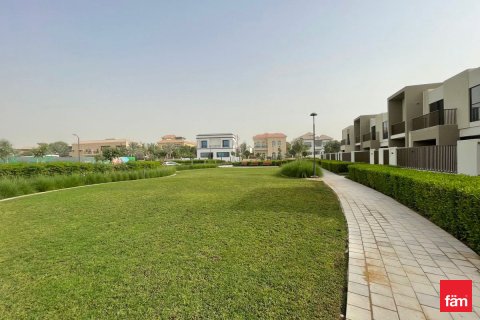 Dubai, BAE’de kiralık townhouse 3 yatak odası, 166.2 m² No 668800 - fotoğraf 24