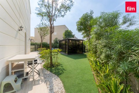 Vilă de vânzare în Dubai, EAU 4 dormitoare, 573.7 mp. №668802 - poză 4