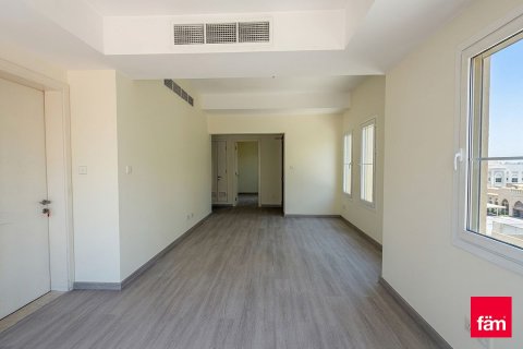 Radový dom v Dubai, SAE 3 spálne, 375.7 m2 č. 732859 - Fotografia 11
