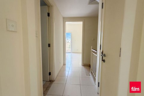 Radový dom v Dubai, SAE 3 spálne, 375.7 m2 č. 732859 - Fotografia 10
