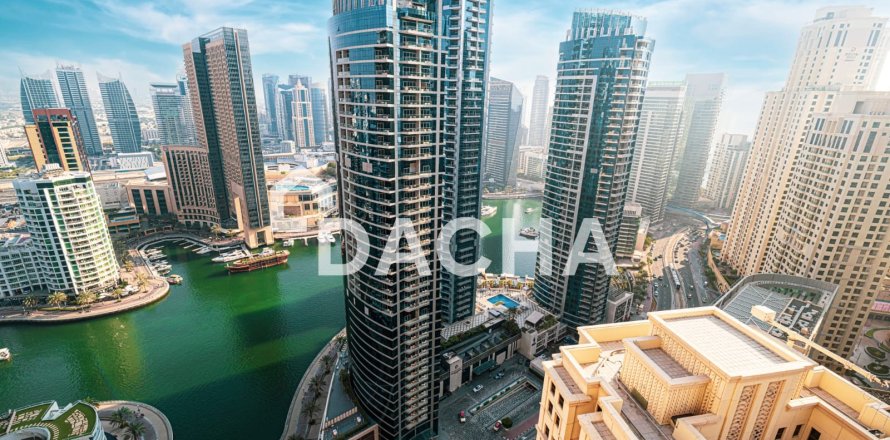 Huoneisto Jumeirah Beach Residence, Dubai, Arabiemiraatit 4 makuuhuonetta, 256 m2 № 710359