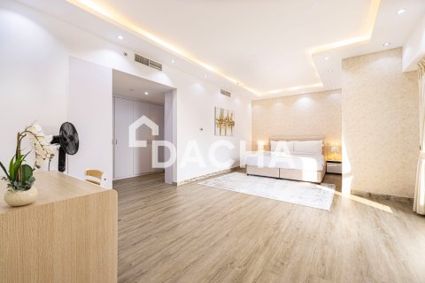 Huoneisto Jumeirah Beach Residence, Dubai, Arabiemiraatit 4 makuuhuonetta, 256 m2 № 710359 - kuva 9