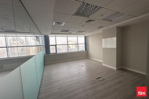 Zyrë në Dubai, Emiratet e Bashkuara Arabe 86 m2. № 678172 - Foto 10