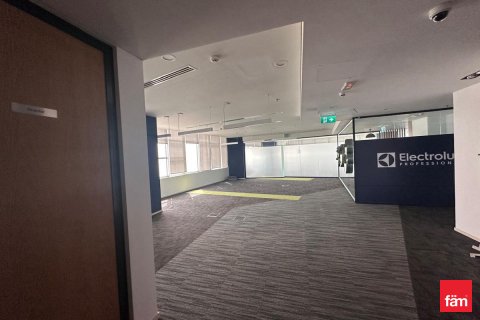 Zyrë në Dubai, Emiratet e Bashkuara Arabe 86 m2. № 678172 - Foto 7