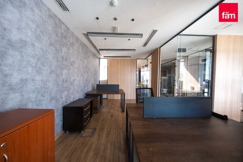 Zyrë në Business Bay, Dubai, Emiratet e Bashkuara Arabe 128.7 m2. № 679972 - Foto 10