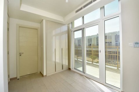 DAMAC Hills (Akoya by DAMAC), Dubai, संयुक्त अरब अमीरात में टाउनहाउस, 3 बेडरूम, 112.24 वर्ग मीटर, संख्या 637792 - फ़ोटो 20