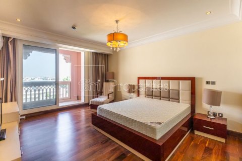Apartemen di Palm Jumeirah, Dubai, UEA 2 kamar tidur, 153 m2 nomor 634543 - foto 3