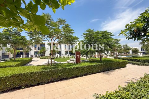 Arabian Ranches 3, Dubai, संयुक्त अरब अमीरात में टाउनहाउस, 3 बेडरूम, 135.92 वर्ग मीटर, संख्या 708949 - फ़ोटो 27