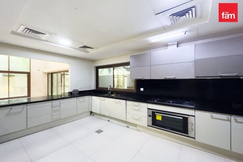 Vila u gradu Meydan, Dubai, UAE 6 spavaće sobe, 512 m2 Br. 678246 - Slika 13