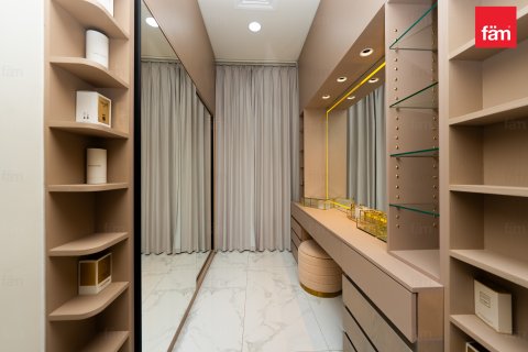 Villa til salg i Dubai, UAE 7 soveværelser, 604.6 kvm № 678248 - foto 17