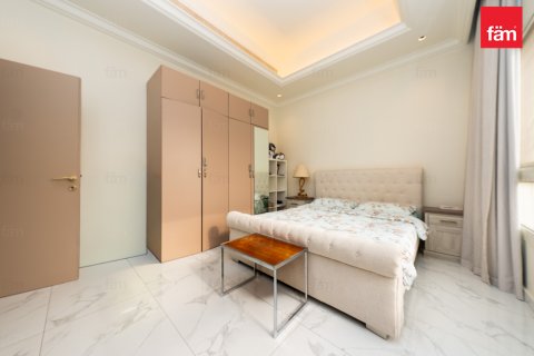 Villa til salg i Dubai, UAE 7 soveværelser, 604.6 kvm № 678248 - foto 28