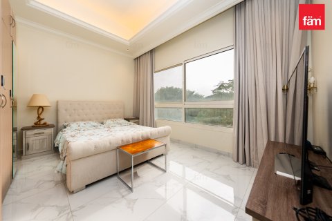 Villa til salg i Dubai, UAE 7 soveværelser, 604.6 kvm № 678248 - foto 25