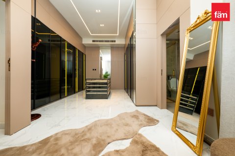 Villa til salg i Dubai, UAE 7 soveværelser, 604.6 kvm № 678248 - foto 16