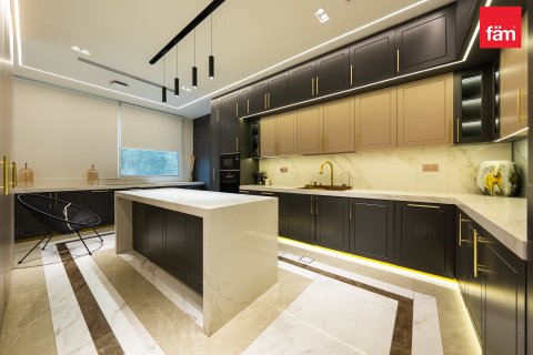 Villa til salg i Dubai, UAE 7 soveværelser, 604.6 kvm № 678248 - foto 8