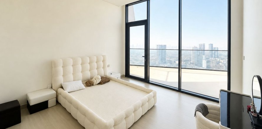 Apartment in Dubai, UAE 2 bedrooms, 161.5 sq.m. № 751988