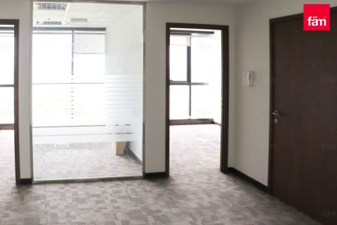 Zyrë në Dubai, Emiratet e Bashkuara Arabe 102.5 m2. № 629212 - Foto 1