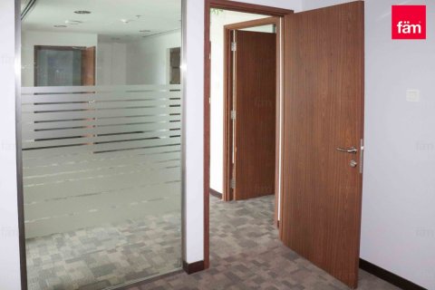 Zyrë në Dubai, Emiratet e Bashkuara Arabe 102.5 m2. № 629212 - Foto 8