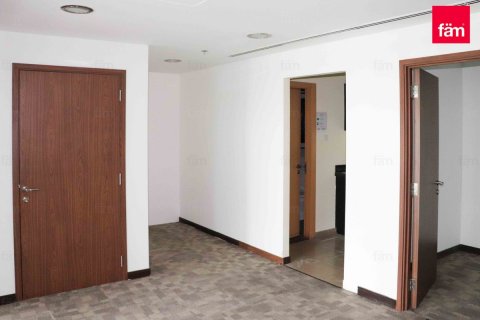 Zyrë në Dubai, Emiratet e Bashkuara Arabe 102.5 m2. № 629212 - Foto 6