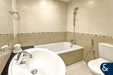 Apartment in Dubai Marina, Dubai, UAE 2 bedrooms, 155 sq.m. № 698199 - photo 13