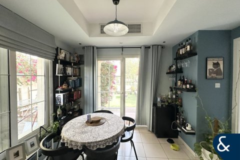 Βίλα σε The Springs, Dubai, ΗΑΕ 2 υπνοδωμάτια, 157 τ.μ. Αρ. 698194 - φωτογραφία 3