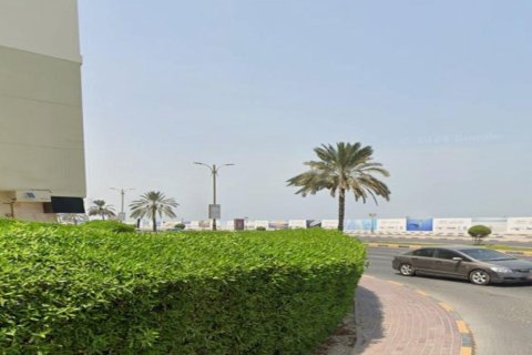 Terreno in vendita a Ajman, EAU 327 mq. № 652726 - foto 2