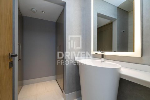 דירה למכירה ב Business Bay, Dubai, איחוד האמירויות  1 חדר שינה, 108 מ"ר, מספר 682918 - תמונה 12