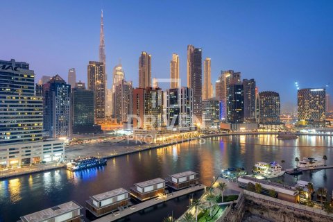 Huoneisto Business Bay, Dubai, Arabiemiraatit 1 makuuhuone, 60 m2 № 682917