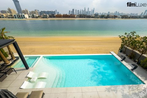 فيلا للبيع في نخلة جميرا، دبي، الإمارات العربية المتحدة 4 غرفة نوم ، 683.7 متر مربع ، رقم 678254 - صورة 17