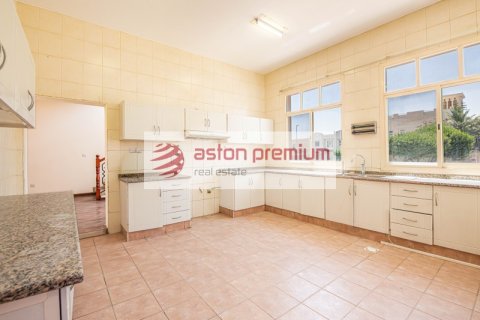 וילה להשכרה ב Al Barsha, Dubai, איחוד האמירויות 5 חדרי שינה, 650 מ"ר, מספר 715665 - תמונה 8