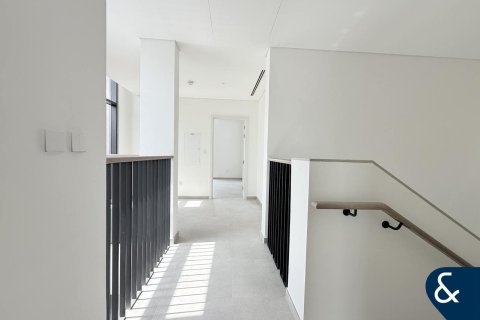 Villa til leje i Mudon, Dubai, UAE 3 soveværelser, 206 kvm № 668062 - foto 4