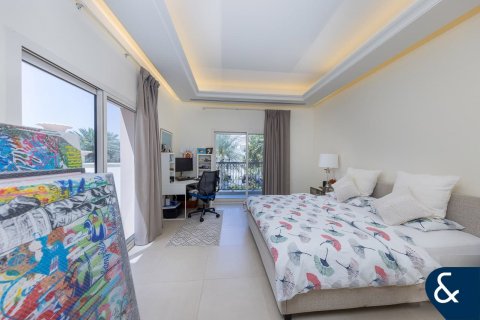 Radhus uthyres i Jumeirah Golf Estates, Dubai, UAE 3 sovrum, 267 kvm Nr. 668060 - fotografi 11