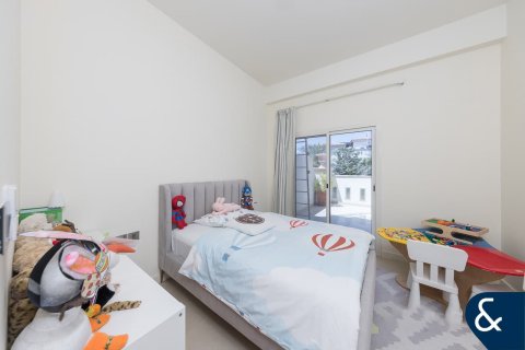 Radhus uthyres i Jumeirah Golf Estates, Dubai, UAE 3 sovrum, 267 kvm Nr. 668060 - fotografi 10