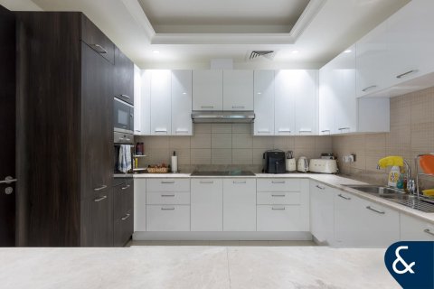 Radhus uthyres i Jumeirah Golf Estates, Dubai, UAE 3 sovrum, 267 kvm Nr. 668060 - fotografi 6