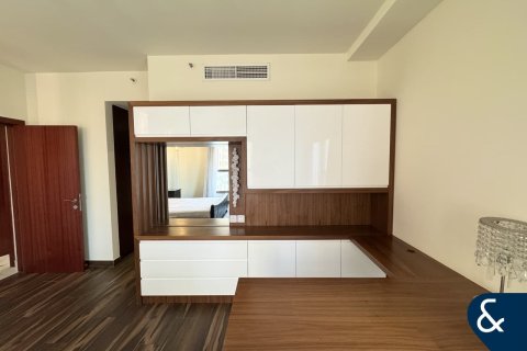 Apartament do wynajęcia w Jumeirah Beach Residence, Dubai, ZEA 3 sypialnie, 179 mkw., nr 668063 - zdjęcie 17