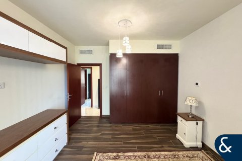 Apartament do wynajęcia w Jumeirah Beach Residence, Dubai, ZEA 3 sypialnie, 179 mkw., nr 668063 - zdjęcie 10