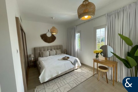 Vilă de închiriat în The Springs, Dubai, EAU 2 dormitoare, 157 mp. №668064 - poză 10