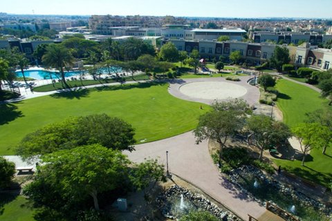 Tontti Dubai, Arabiemiraatit № 701057