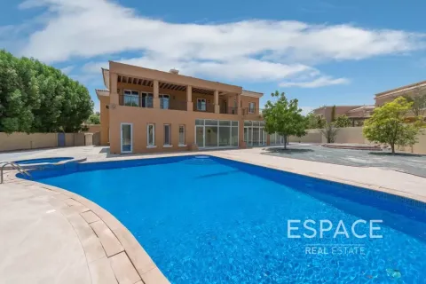 Villa in affitto a Arabian Ranches, Dubai, EAU 6 camere da letto, 790 mq. № 650322 - foto 1