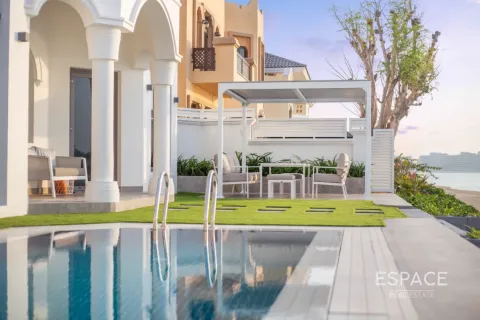 Vila u Palm Jumeirah, Dubai, UAE 4 spavaćih soba, 465 m2 Br. 658572 - fotografija 15