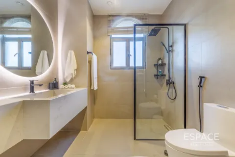 Vila u Palm Jumeirah, Dubai, UAE 4 spavaćih soba, 465 m2 Br. 658572 - fotografija 9