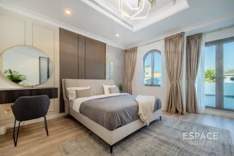 Vila u Palm Jumeirah, Dubai, UAE 4 spavaćih soba, 465 m2 Br. 658572 - fotografija 13