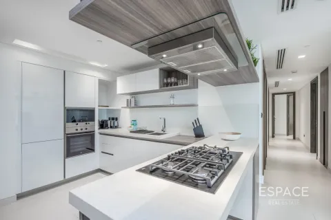 Apartamento en alquiler en Palm Jumeirah, Dubai, EAU 3 dormitorios, 200 m2 № 658573 - foto 4