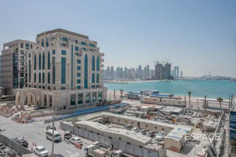 Apartamento en alquiler en Palm Jumeirah, Dubai, EAU 3 dormitorios, 200 m2 № 658573 - foto 1