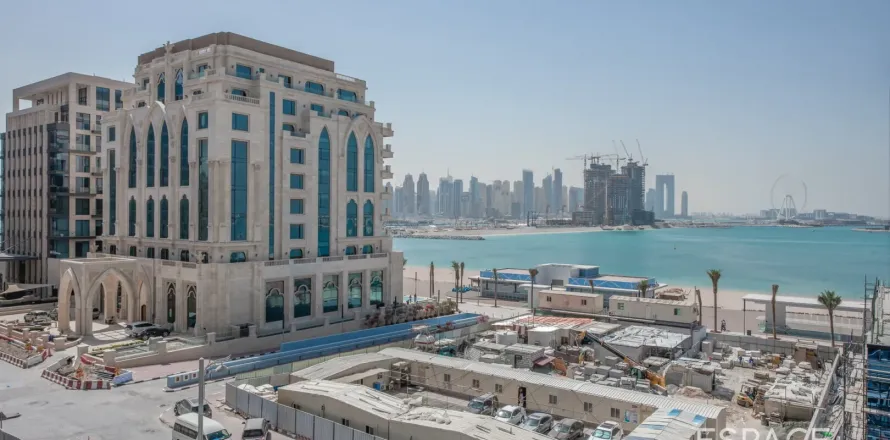 Apartamento en Palm Jumeirah, Dubai, EAU 3 dormitorios, 200 m² № 658573