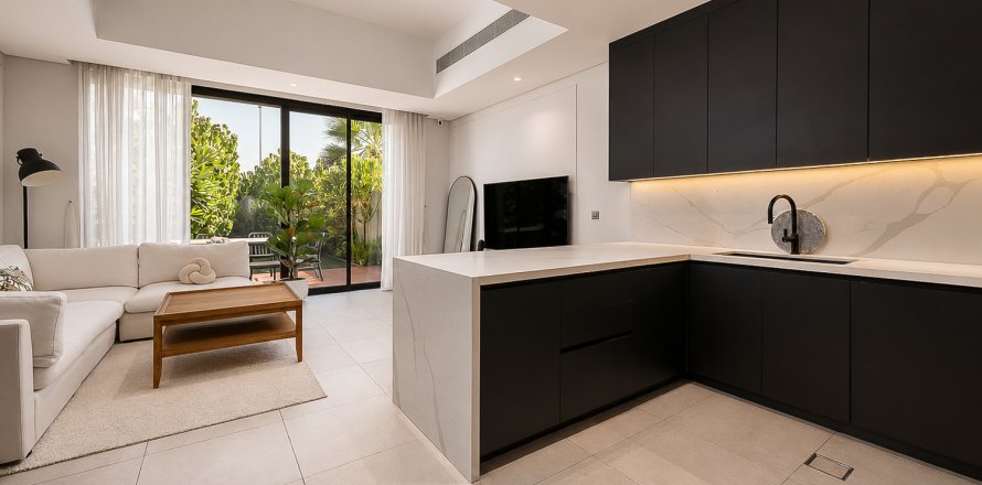 خانه شهری در Mohammed Bin Rashid City، Dubai ، امارات متحده عربی 2 خوابه ، 131.09 متر مربع.  شماره 749710