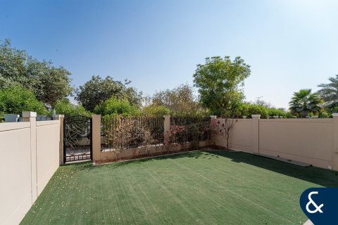 Motor City, Dubai, UAE의 판매용 빌라 침실 3개, 240제곱미터 번호 670970 - 사진 15