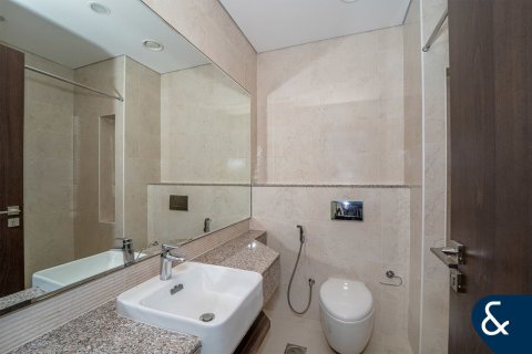 Motor City, Dubai, UAE의 판매용 빌라 침실 3개, 240제곱미터 번호 670970 - 사진 7