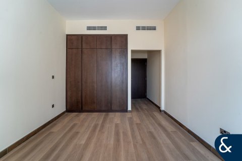 Motor City, Dubai, UAE의 판매용 빌라 침실 3개, 240제곱미터 번호 670970 - 사진 12